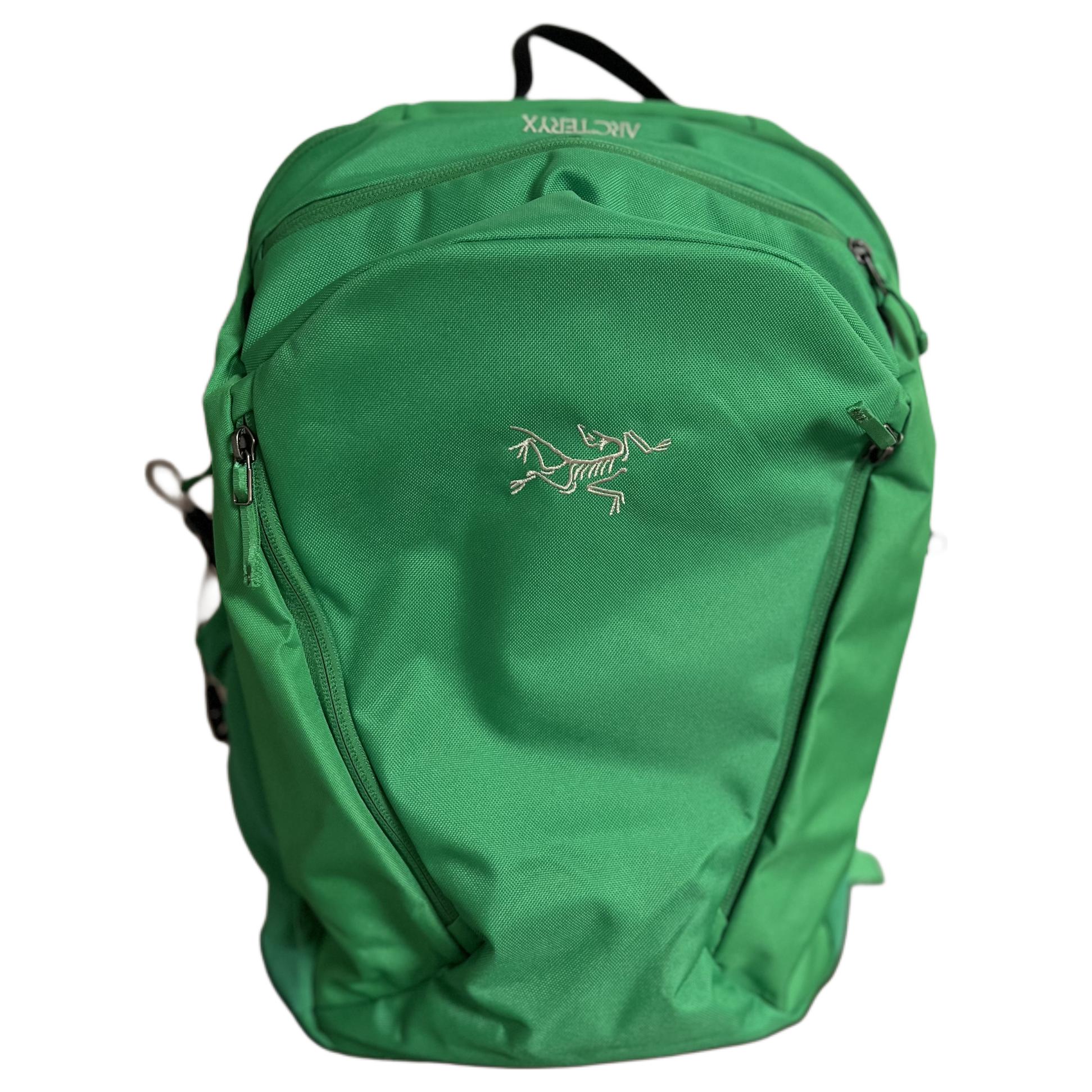 Arcteryx 26-литровый рюкзак для активного отдыха из полиэстера зеленый унисекс, Green
Arcteryx 26-литровый рюкзак для активного отдыха из полиэстера зеленый унисекс, Green