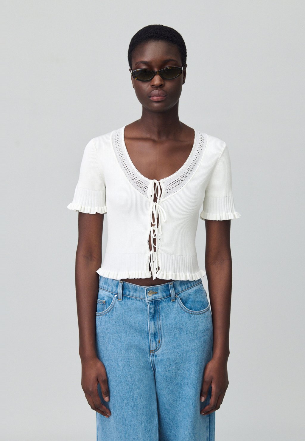 Кардиган MONOPOLE Claudie Pierlot, белый
Кардиган MONOPOLE Claudie Pierlot, белый