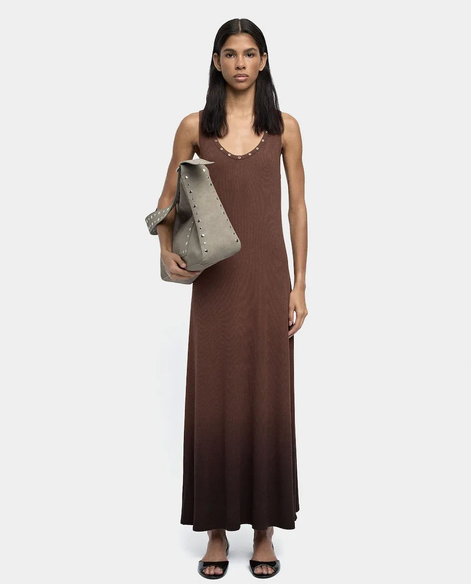 Длинное платье без рукавов с рельефной фактурой и вырезом с заклепками Parfois, темно-коричневый
Длинное платье без рукавов с рельефной фактурой и вырезом с заклепками Parfois, темно-коричневый