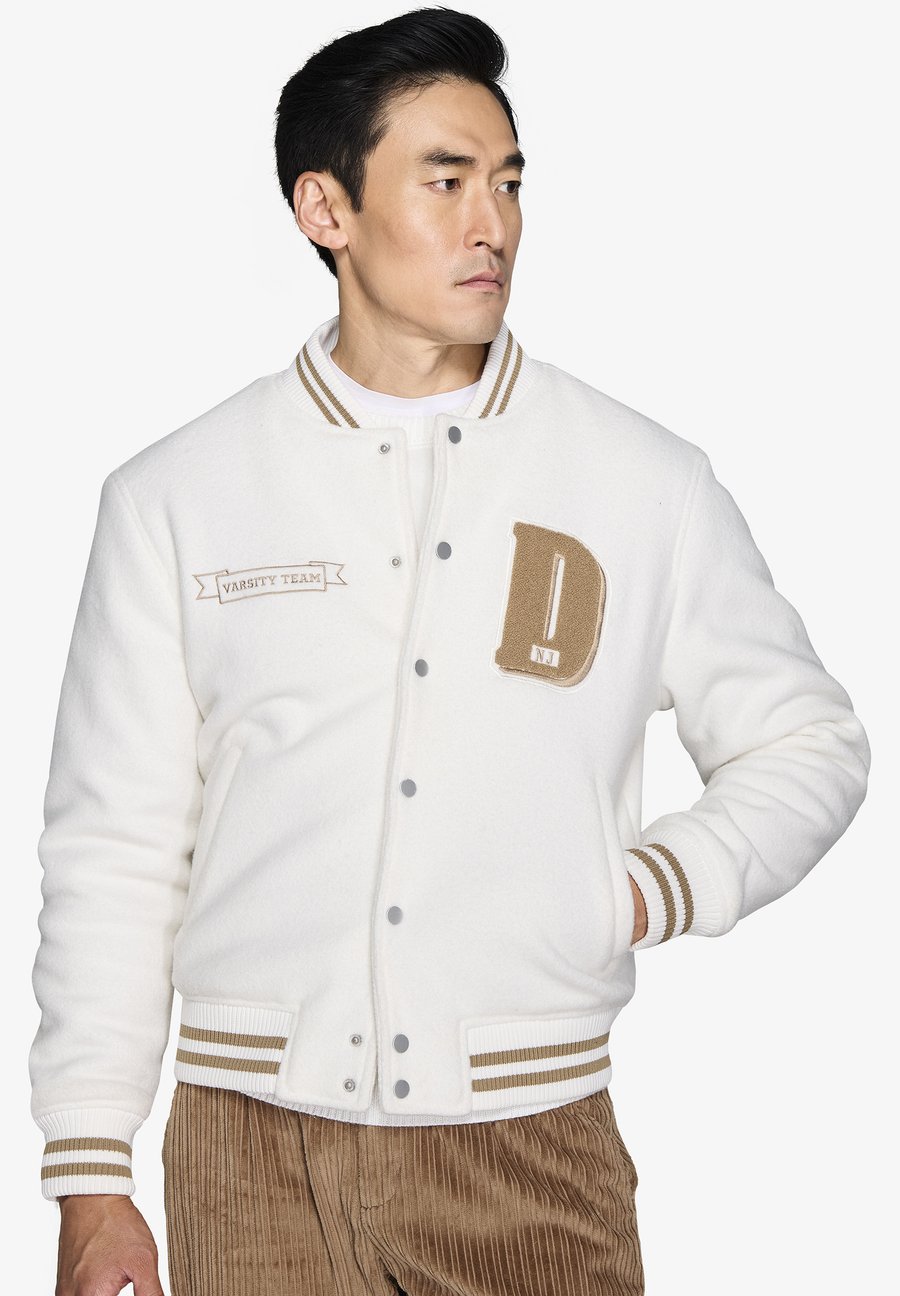 Куртка Dan John Bomber Jacket, Cream Solid/Beige
Куртка Dan John Bomber Jacket, Cream Solid/Beige