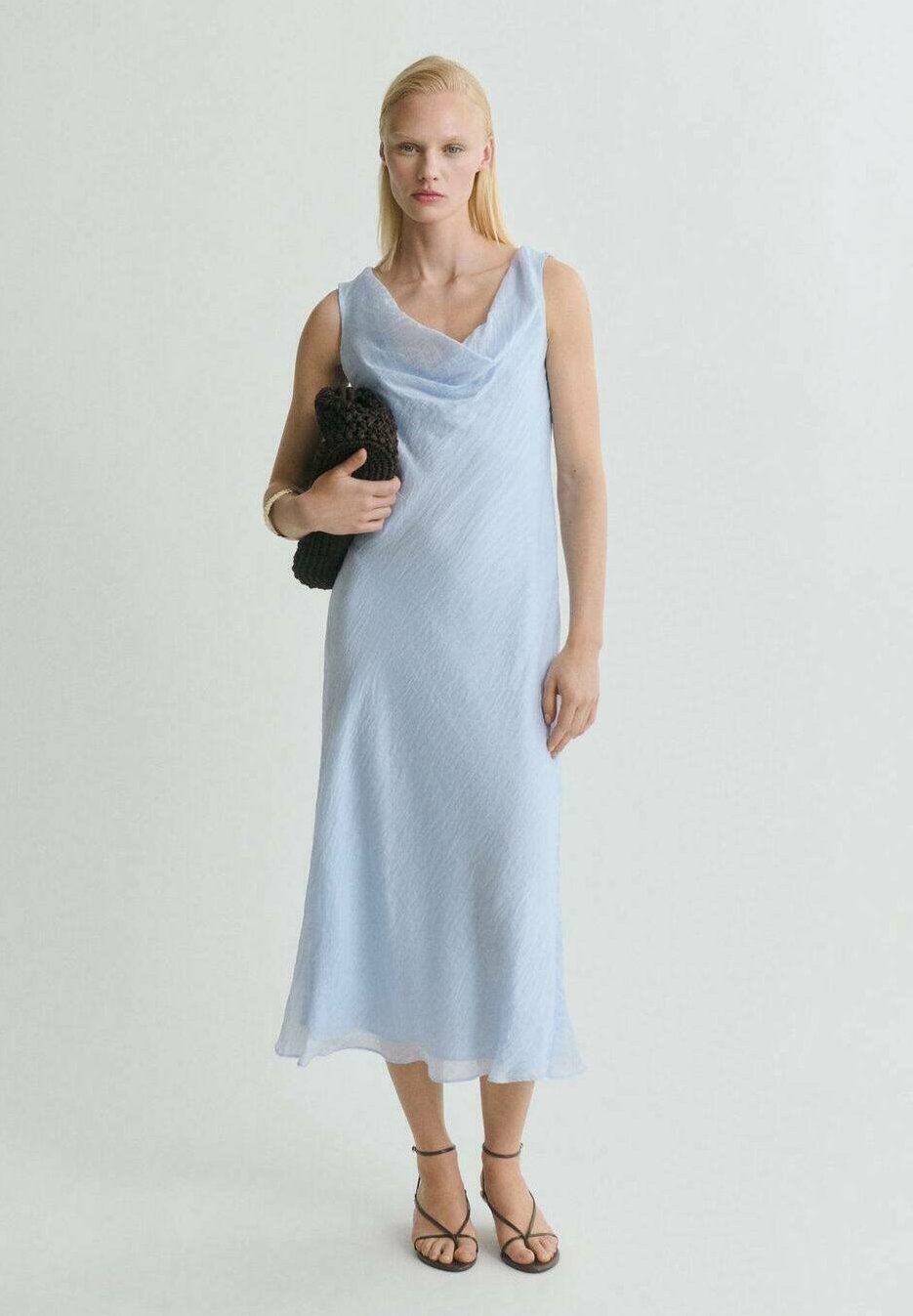 Повседневное платье Mango, светло-голубой 
Повседневное платье Mango, светло-голубой