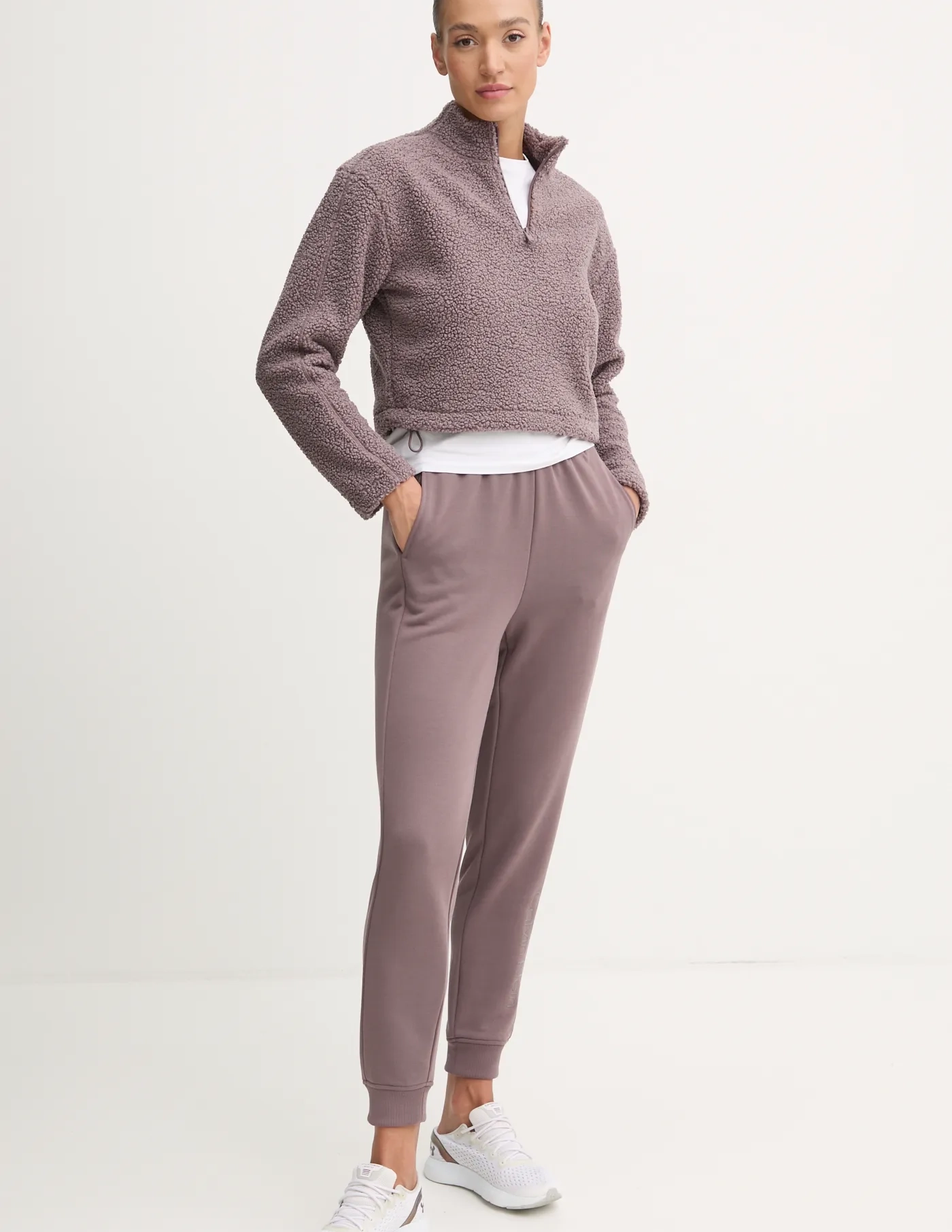 Толстовка Calvin Klein Performance, фиолетовый
Толстовка Calvin Klein Performance, фиолетовый