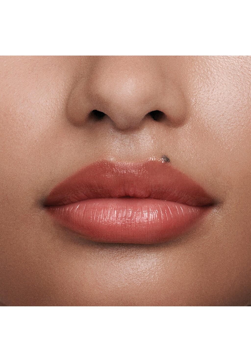 Бальзам для губ THE TINTED BALM Augustinus Bader, коралл
Бальзам для губ THE TINTED BALM Augustinus Bader, коралл