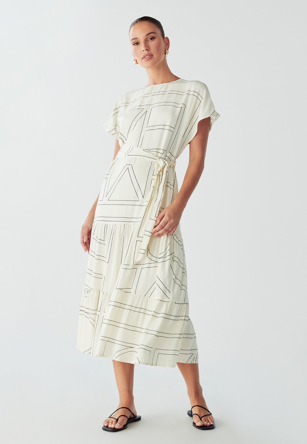 Повседневное платье LORRI MIDI WILLA, белый
Повседневное платье LORRI MIDI WILLA, белый