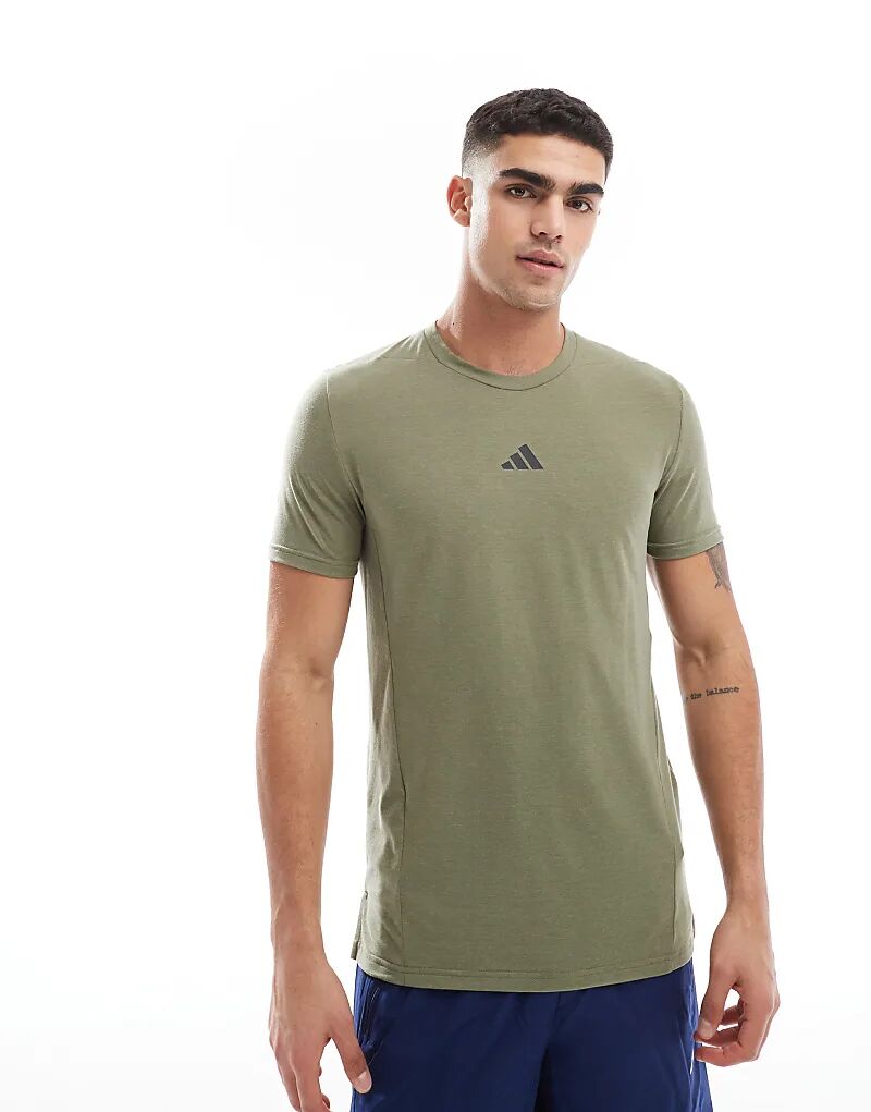 Футболка adidas Training D4T оливково-коричневого цвета Adidas Performance
Футболка adidas Training D4T оливково-коричневого цвета Adidas Performance