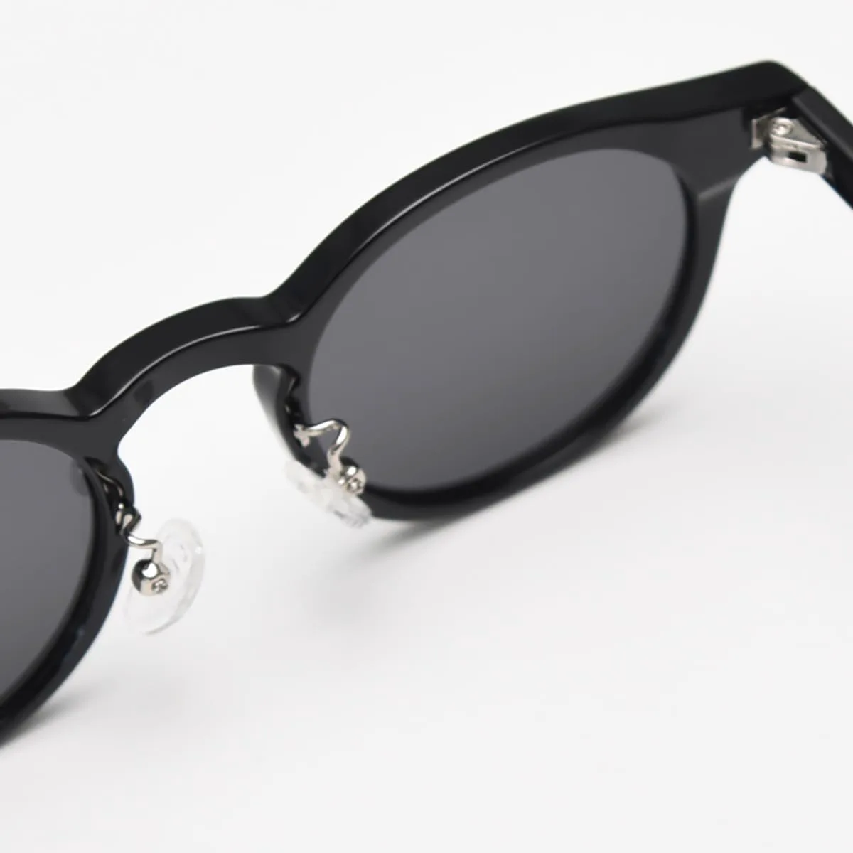 Солнцезащитные очки в корейском стиле ретро с поляризацией, мужские, с защитой от УФ-излучения UV400, женские солнцезащитные очки TR90, унисекс weiyuchen, Grey
Солнцезащитные очки в корейском стиле ретро с поляризацией, мужские, с защитой от УФ-излучения UV400, женские солнцезащитные очки TR90, унисекс weiyuchen, Grey