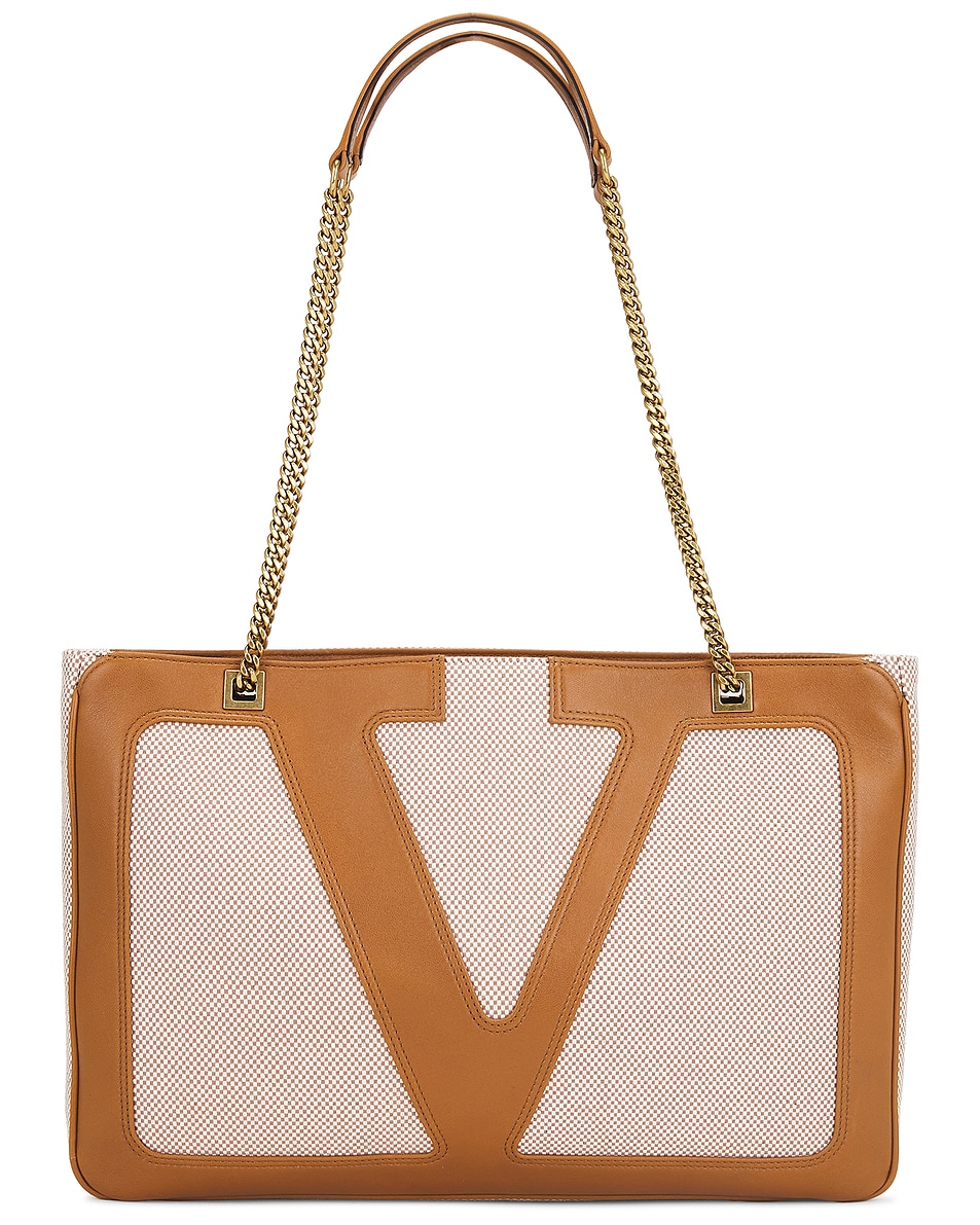 Viva Superstar Средняя сумка-тоут Valentino Garavani, Naturale, Tobacco, & Spice
Viva Superstar Средняя сумка-тоут Valentino Garavani, Naturale, Tobacco, & Spice