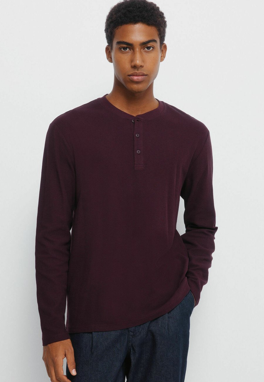 Топ Springfield Long sleeved top, Bordeaux
Топ Springfield Long sleeved top, Bordeaux