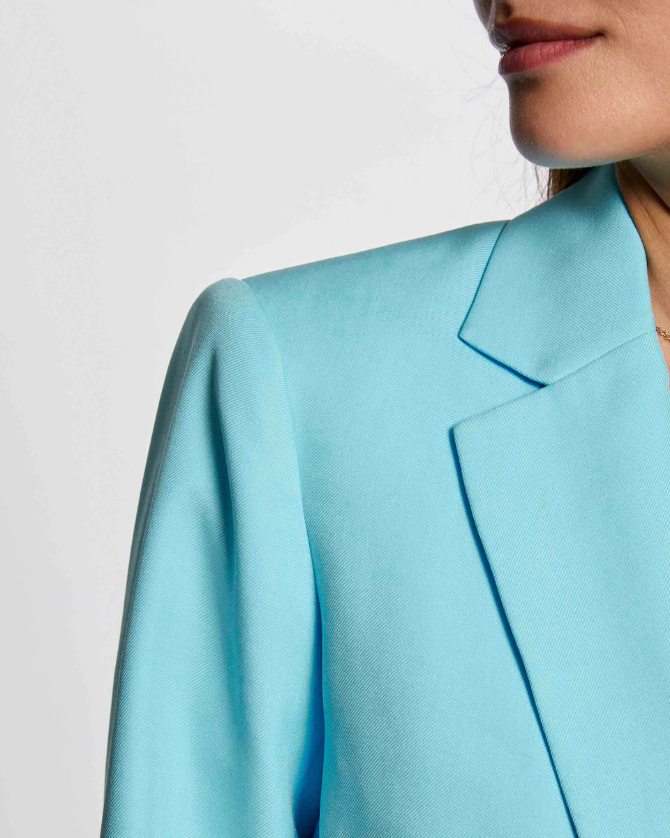 Женская приталенная американка с декоративными пуговицами на манжетах Morgan, синий
Женская приталенная американка с декоративными пуговицами на манжетах Morgan, синий