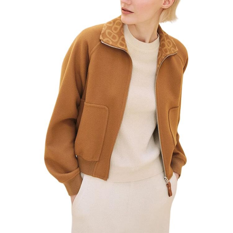 Куртка женская карамельно-коричневая Hermes
Куртка женская карамельно-коричневая Hermes