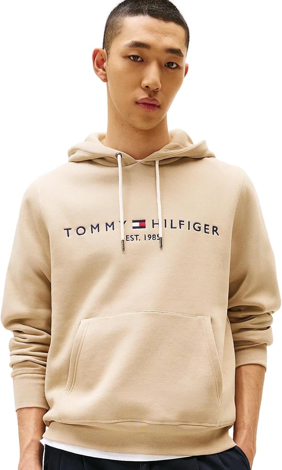 Мужская культовая флисовая толстовка с вышитым логотипом Tommy Hilfiger, коллекция 2024, размер M, черный, Beige
Мужская культовая флисовая толстовка с вышитым логотипом Tommy Hilfiger, коллекция 2024, размер M, черный, Beige