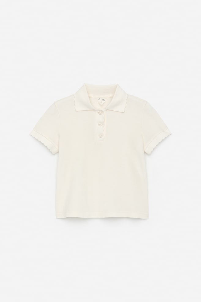 Рубашка поло с фестончатым краем Arket, белый 
Рубашка поло с фестончатым краем Arket, белый