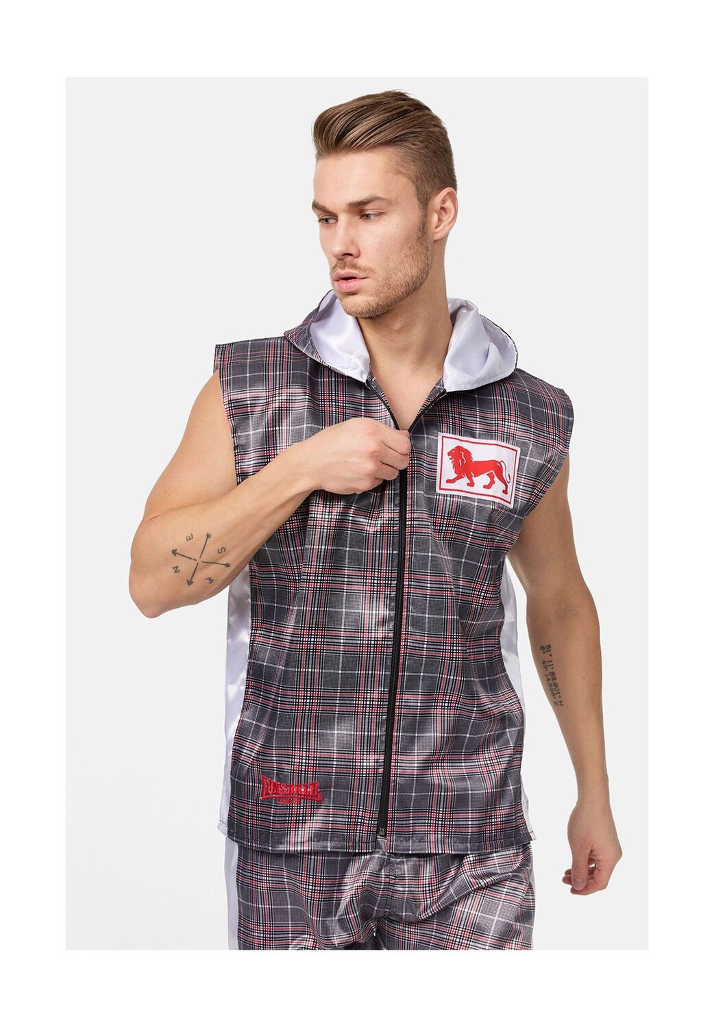 Клизма-куртка ЧАРЛТОН LONSDALE, цвет White/black/red, Белый, Клизма-куртка ЧАРЛТОН LONSDALE, цвет White/black/red
Клизма-куртка ЧАРЛТОН LONSDALE, цвет White/black/red, Белый, Клизма-куртка ЧАРЛТОН LONSDALE, цвет White/black/red