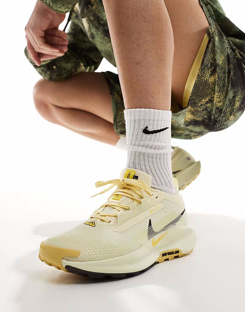 Кроссовки Nike Running Reactx Pegasus Trail 5 Gore-TEX желтого цвета 
Кроссовки Nike Running Reactx Pegasus Trail 5 Gore-TEX желтого цвета