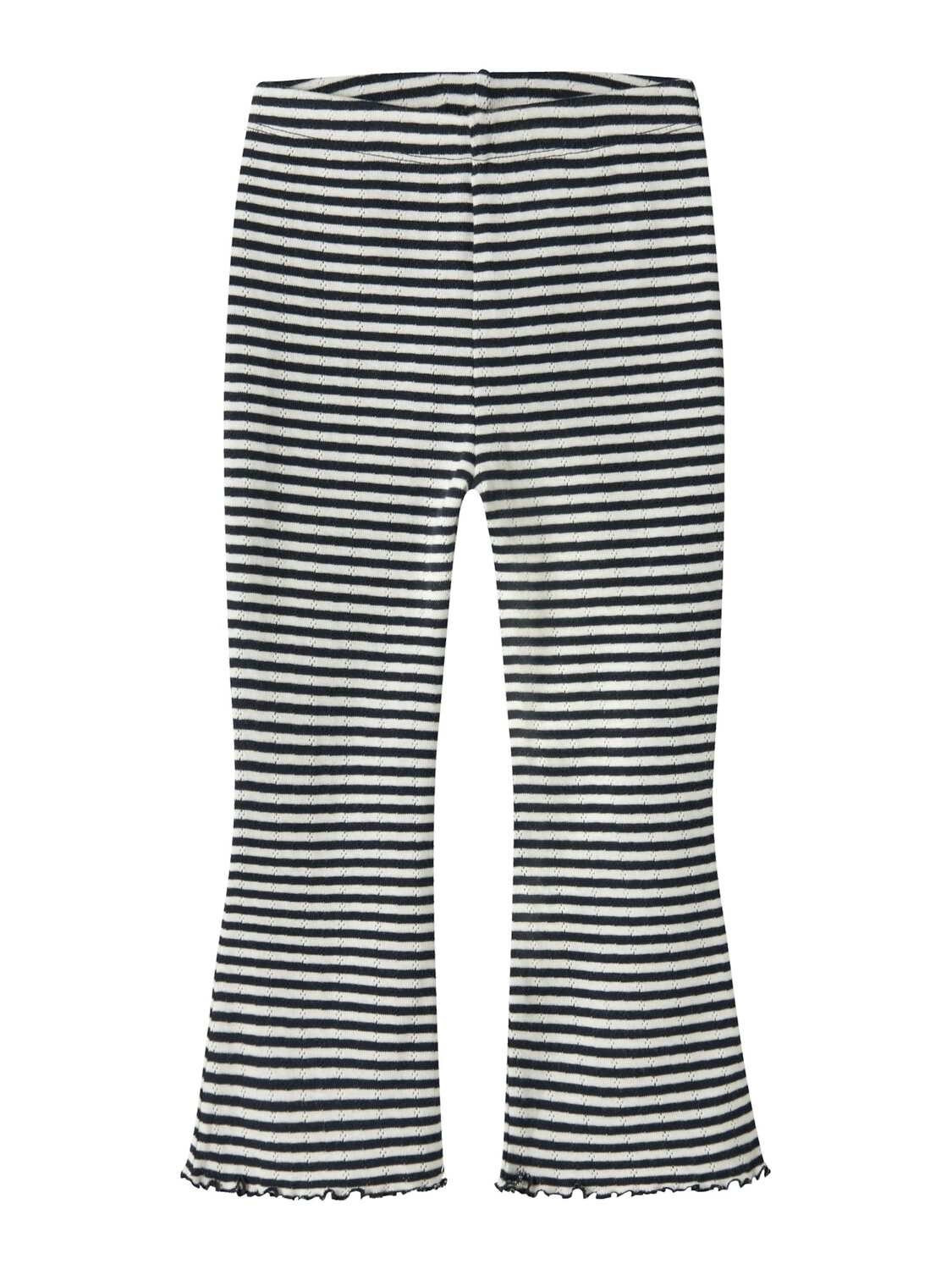 NAME IT Леггинсы Boot cut 'NMFBENSA' в черном цвете
NAME IT Леггинсы Boot cut 'NMFBENSA' в черном цвете