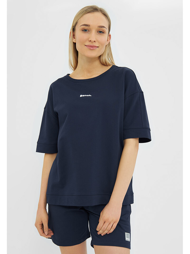 Футболка Bench Regina, темно-синий
Футболка Bench Regina, темно-синий