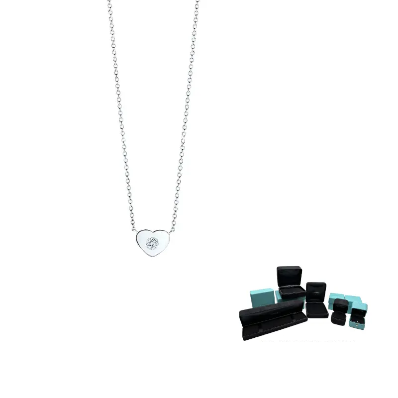 Tiffany & Co. Серебряное колье 925 пробы для женщин
Tiffany & Co. Серебряное колье 925 пробы для женщин