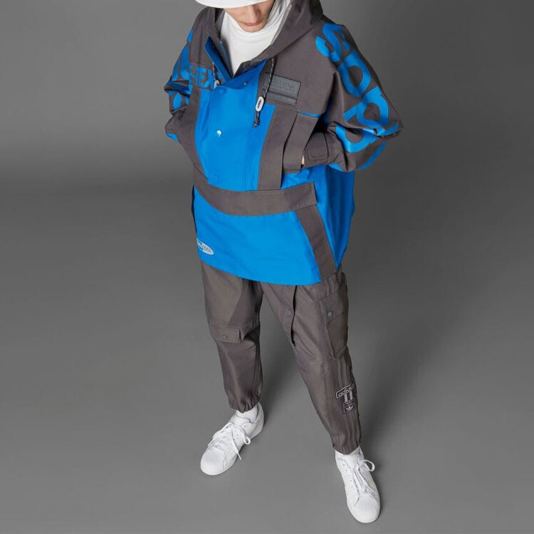 Коллекция Blue Version, мужская куртка, синяя Adidas Originals, синий
Коллекция Blue Version, мужская куртка, синяя Adidas Originals, синий