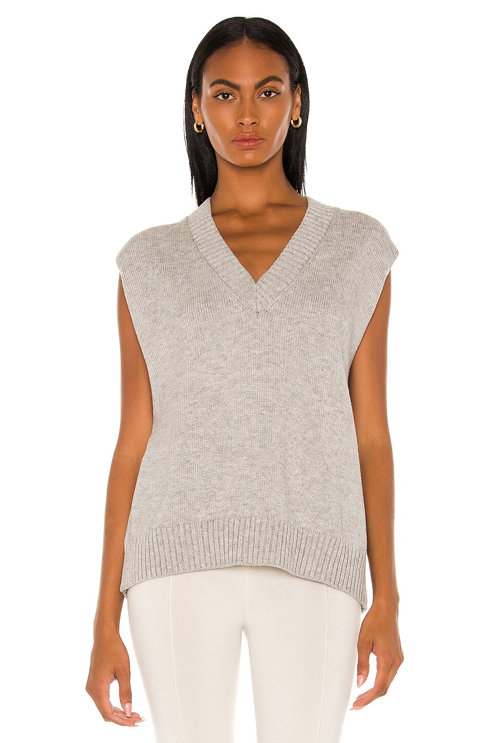 Свитер L'Academie Oversized Vest, цвет Heather Grey
Свитер L'Academie Oversized Vest, цвет Heather Grey