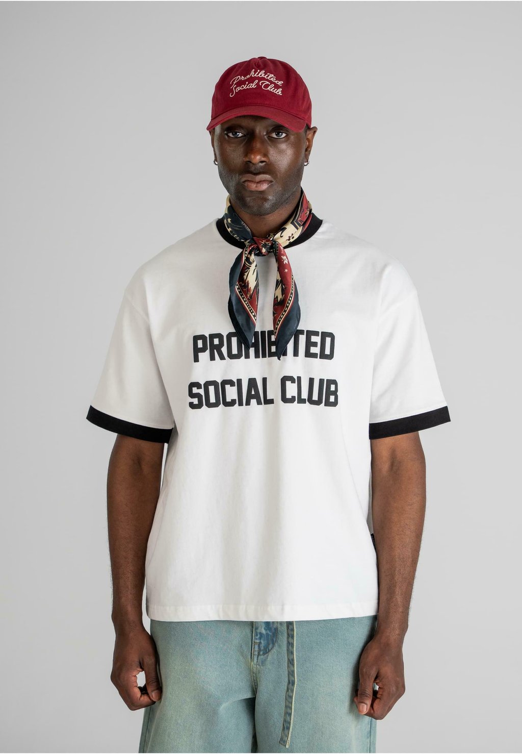 Футболка с принтом PROHIBITED, белый
Футболка с принтом PROHIBITED, белый