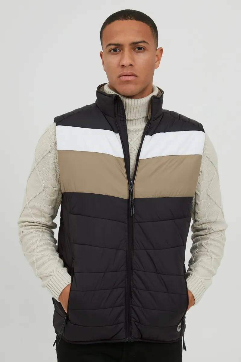 Стеганый жилет из смесового материала "BLEND BHKristian", черный
Стеганый жилет из смесового материала "BLEND BHKristian", черный