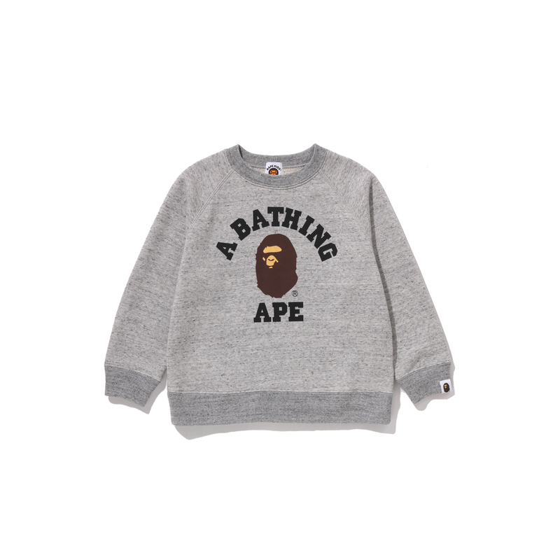 Толстовка FW25 для детей 3-7 лет A BATHING APE, серый
Толстовка FW25 для детей 3-7 лет A BATHING APE, серый