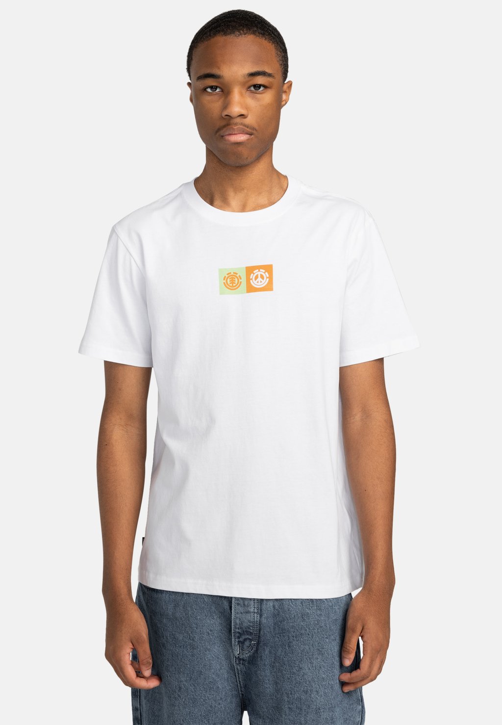 Футболка с принтом Element, белый
Футболка с принтом Element, белый