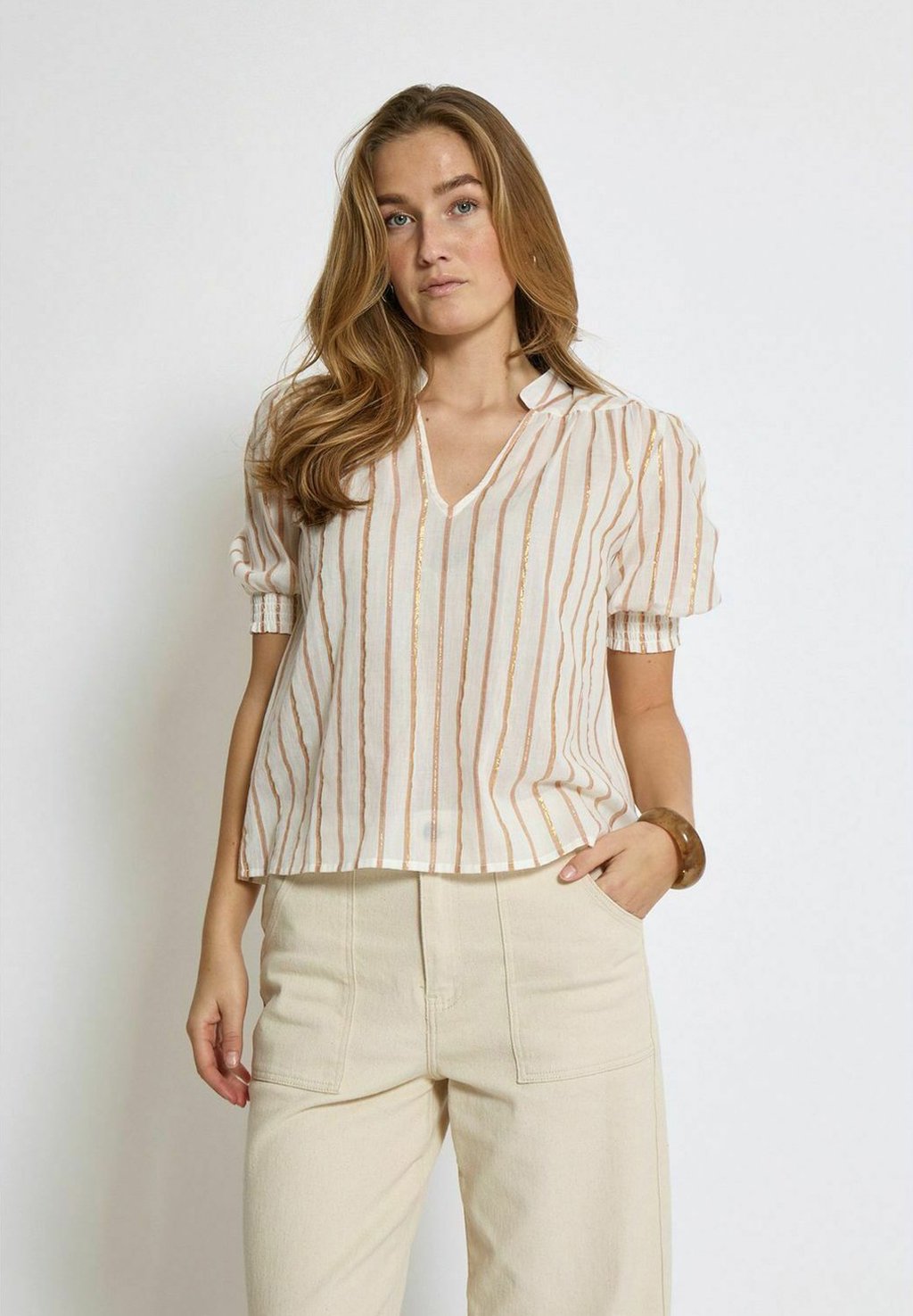 Блуза Minus, белый
Блуза Minus, белый