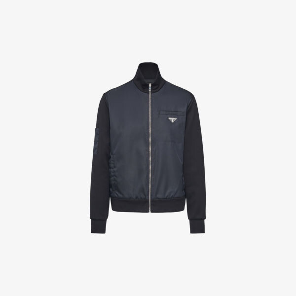 Толстовка из хлопка и переработанного нейлона с контрастной окантовкой и фирменной бляшкой Prada, черный
Толстовка из хлопка и переработанного нейлона с контрастной окантовкой и фирменной бляшкой Prada, черный