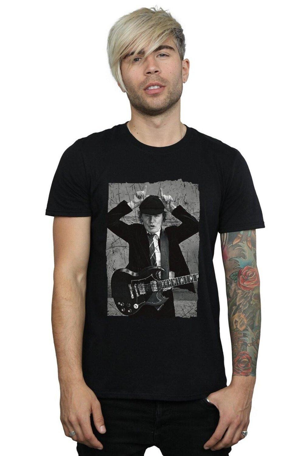 Футболка с рваной фотографией Angus Young AC/DC, черный
Футболка с рваной фотографией Angus Young AC/DC, черный