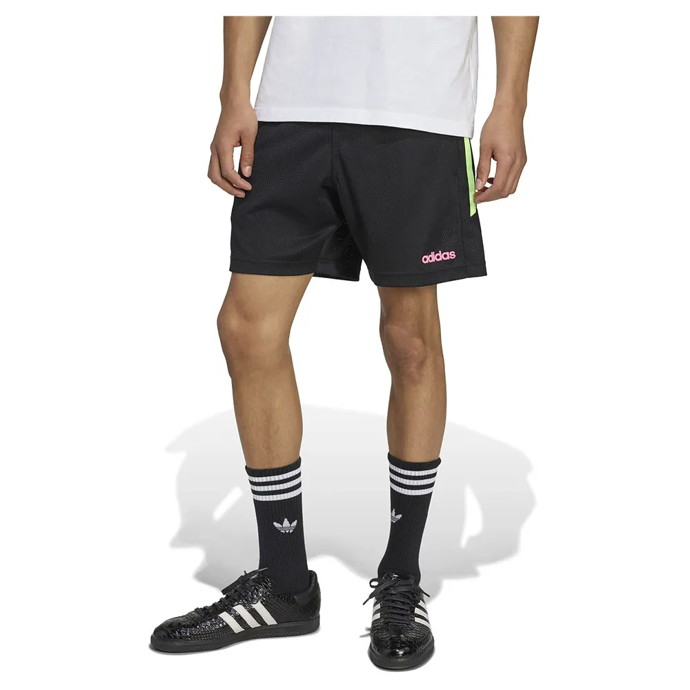 Шорты adidas Originals 96 Short 7´´ Inseam, черный
Шорты adidas Originals 96 Short 7´´ Inseam, черный