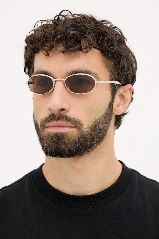 Солнцезащитные очки Gucci, золотой
Солнцезащитные очки Gucci, золотой