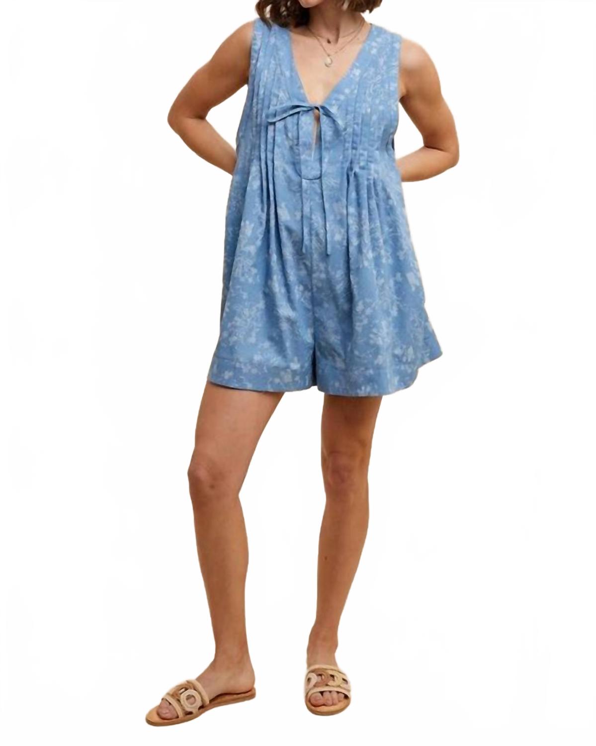 AnnieWear Джинсовый комбинезон с цветочным принтом цвета вереска, светло-голубой
AnnieWear Джинсовый комбинезон с цветочным принтом цвета вереска, светло-голубой