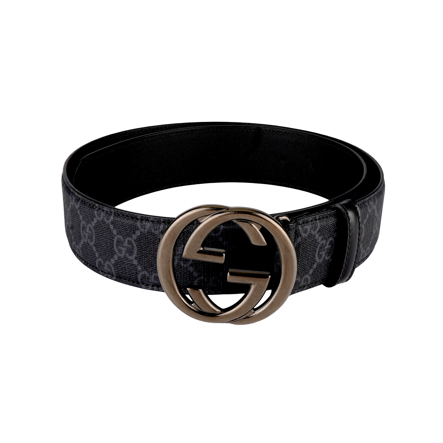 Футболка Gucci с ремнём и пряжкой в виде переплетающихся G
Футболка Gucci с ремнём и пряжкой в виде переплетающихся G