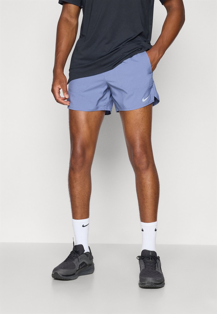 Спортивные шорты Nike Performance STRIDE, World Indigo/Black/Reflective Silver-Coloured/Blue
Спортивные шорты Nike Performance STRIDE, World Indigo/Black/Reflective Silver-Coloured/Blue