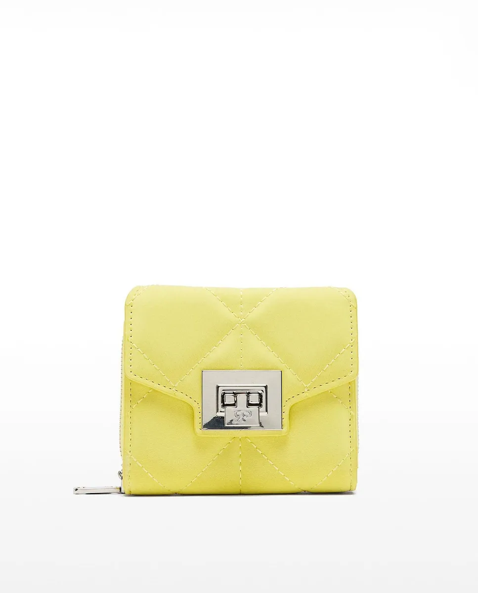 Маленькая женская сумочка с кнопкой в гладком исполнении Parfois, желтый 
Маленькая женская сумочка с кнопкой в гладком исполнении Parfois, желтый