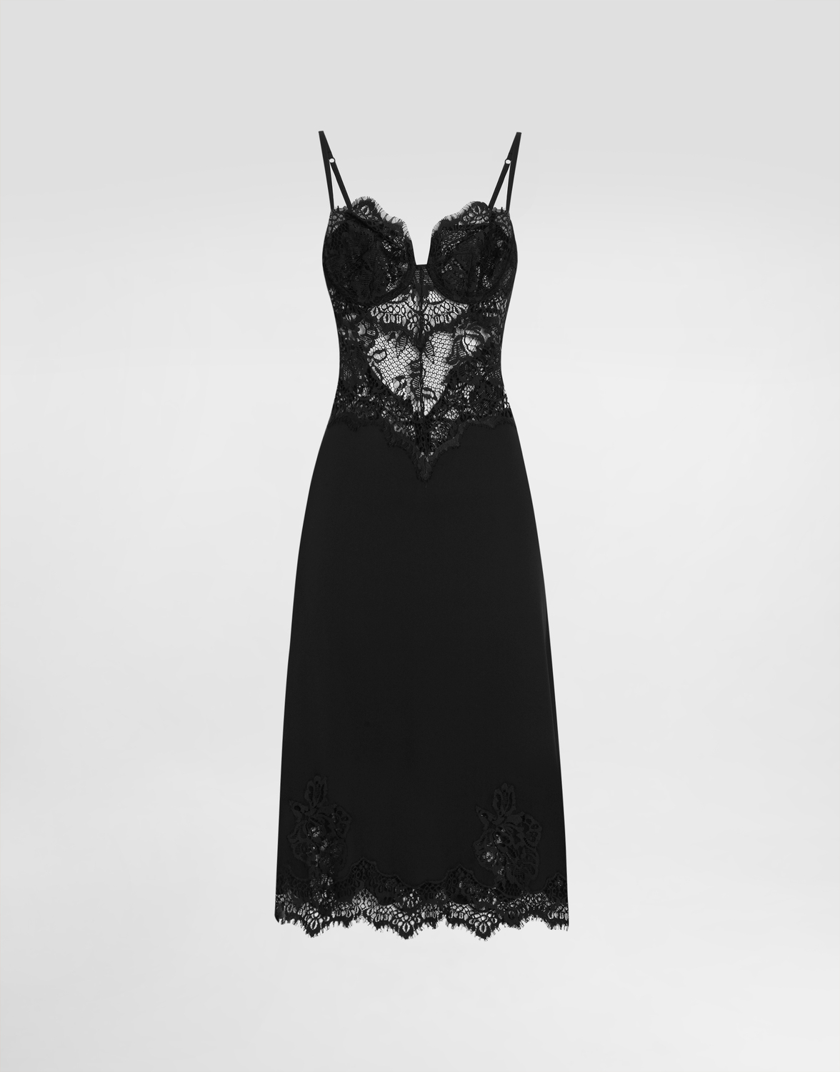 Кружевное и атласное комбинационное платье длиной до середины икры Dolce & Gabbana, черный
Кружевное и атласное комбинационное платье длиной до середины икры Dolce & Gabbana, черный