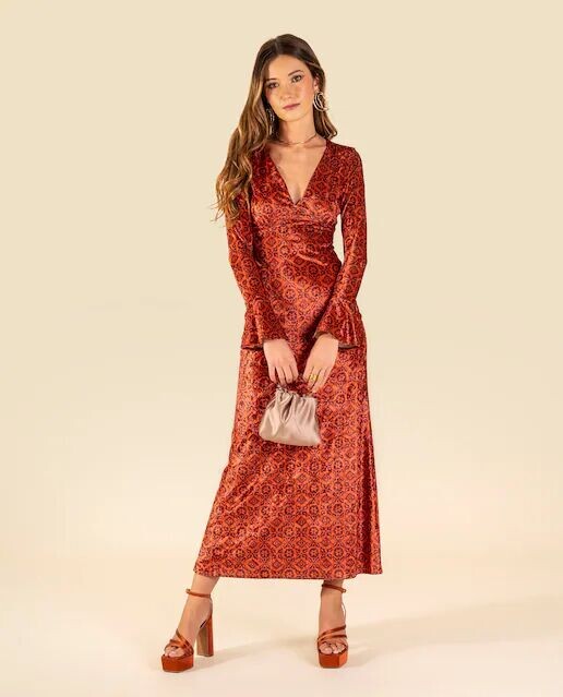 Бархатное платье русалки The-Are, оранжевый
Бархатное платье русалки The-Are, оранжевый