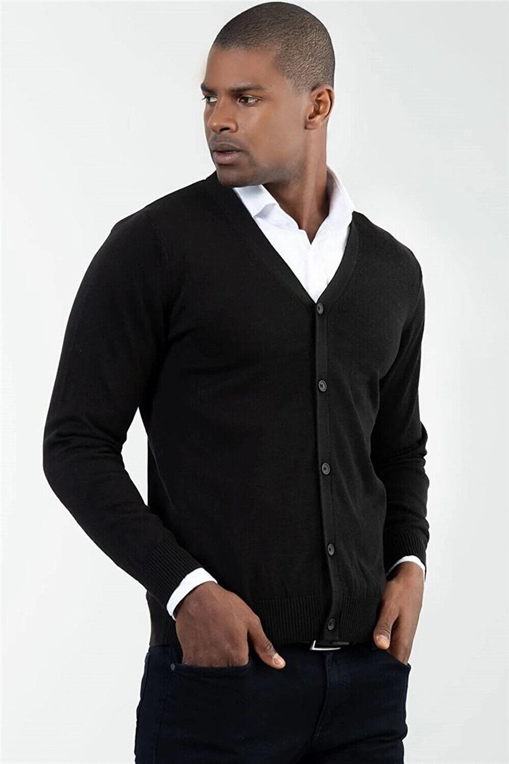 Обычный мужской хлопковый кардиган Slim Fit на пуговицах черного цвета TUDORS, Черный, Обычный мужской хлопковый кардиган Slim Fit на пуговицах черного цвета TUDORS
Обычный мужской хлопковый кардиган Slim Fit на пуговицах черного цвета TUDORS, Черный, Обычный мужской хлопковый кардиган Slim Fit на пуговицах черного цвета TUDORS