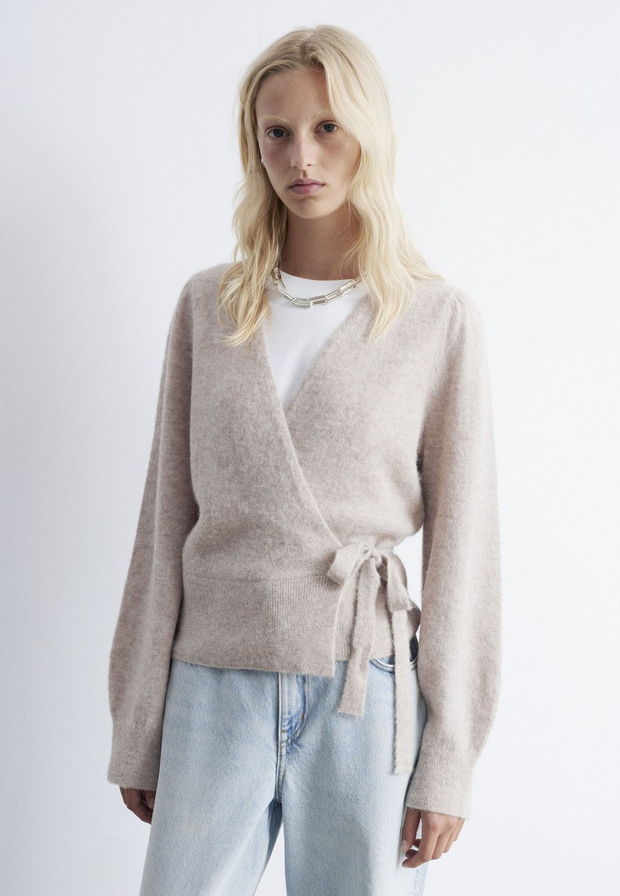 Кардиган & other stories WRAP, Beige
Кардиган & other stories WRAP, Beige