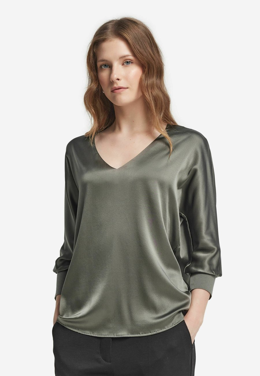 Блуза Falconeri Blouse, Dunkelgrün Verde Salvia/Light Green
Блуза Falconeri Blouse, Dunkelgrün Verde Salvia/Light Green