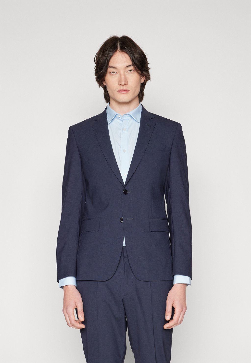 Пиджак-блейзер HUGE BOSS, темно-синий
Пиджак-блейзер HUGE BOSS, темно-синий