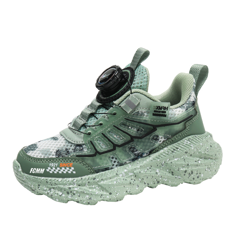 Детские кроссовки для бега FCMM, черный/зеленый 
Детские кроссовки для бега FCMM, черный/зеленый