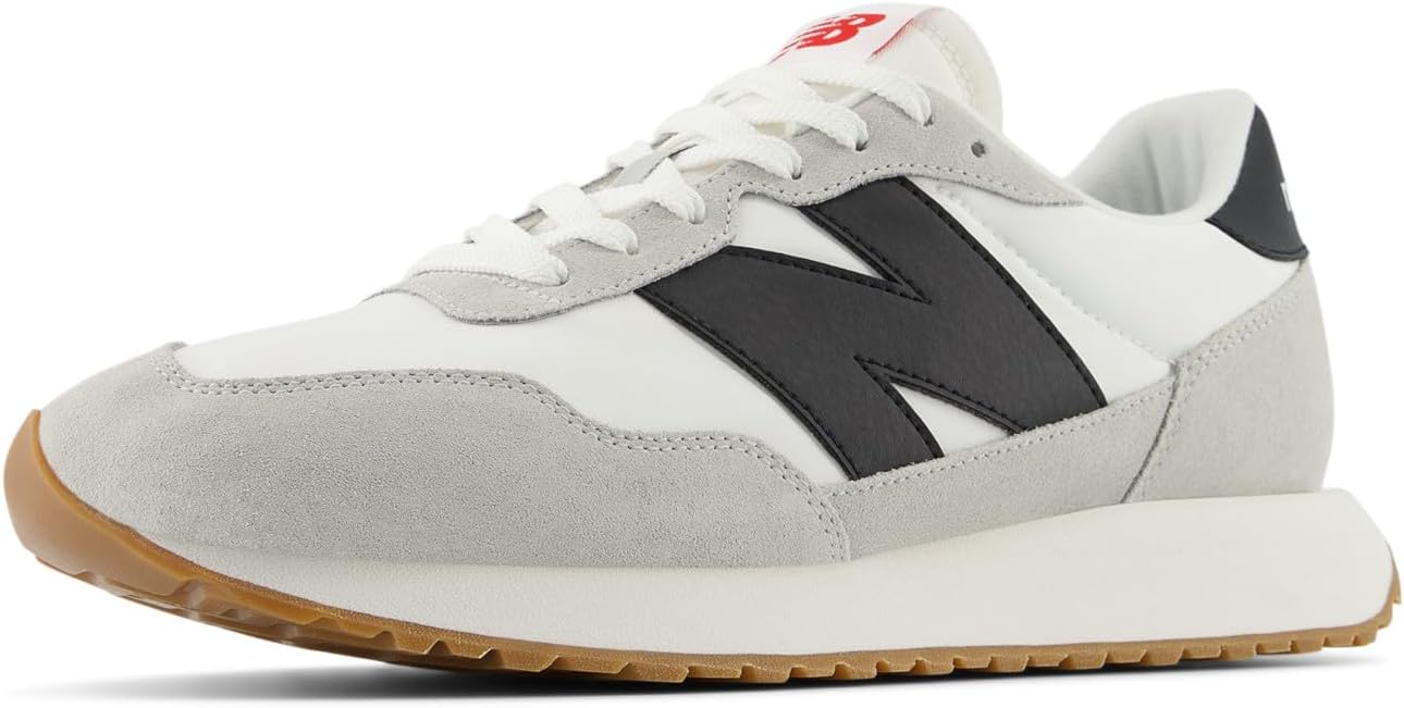 Мужские кроссовки для бега по шоссе New Balance 237 V1 Classic, белый/черный/серый
Мужские кроссовки для бега по шоссе New Balance 237 V1 Classic, белый/черный/серый