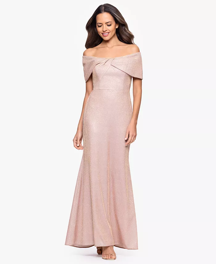 Миниатюрное платье с открытыми плечами и отделкой Betsy & Adam, розовый
Миниатюрное платье с открытыми плечами и отделкой Betsy & Adam, розовый