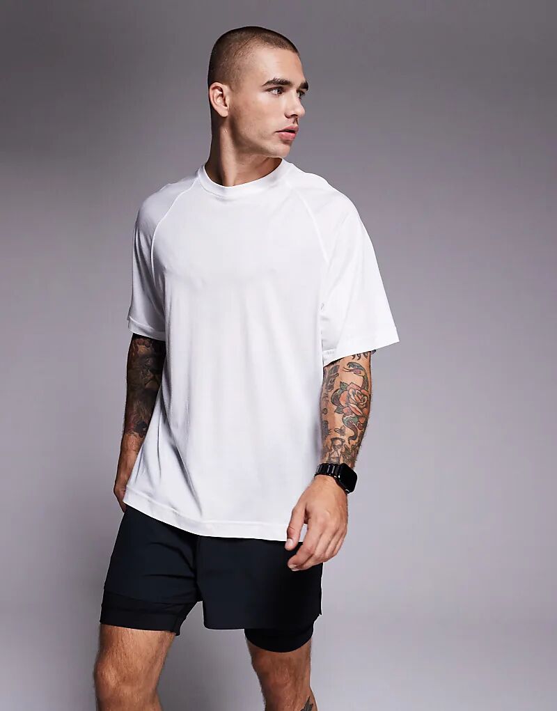 4505 Легкая Быстросохнущая спортивная футболка свободного кроя белого цвета для йоги
4505 Легкая Быстросохнущая спортивная футболка свободного кроя белого цвета для йоги