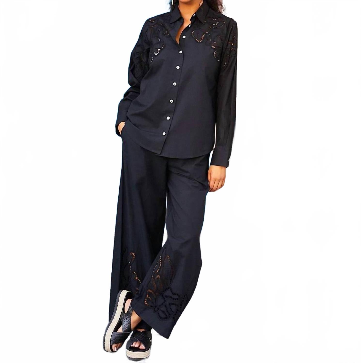 Широкие брюки с вышивкой и вырезом, черного цвета Karen Kane, черный
Широкие брюки с вышивкой и вырезом, черного цвета Karen Kane, черный