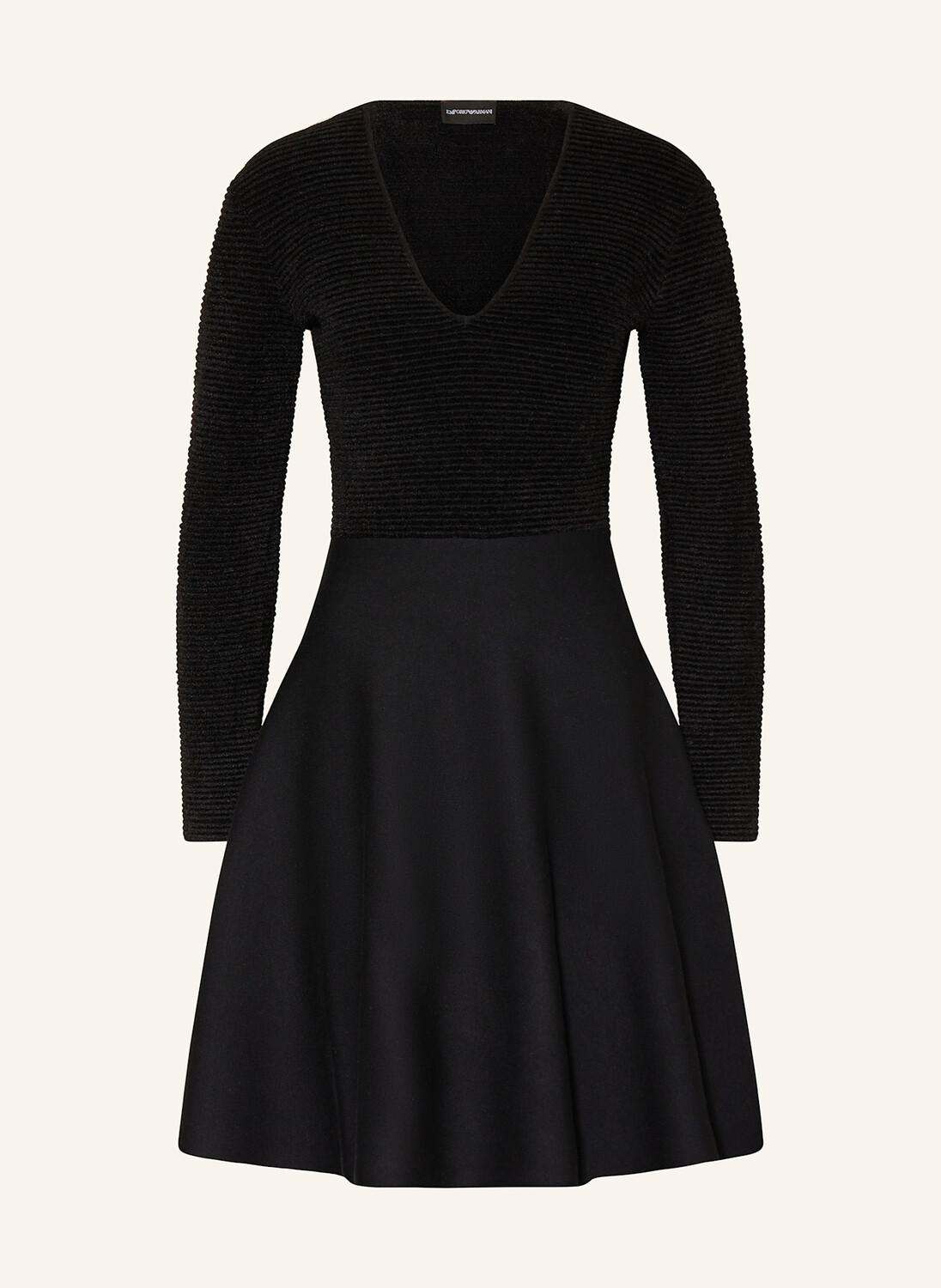 Трикотажное платье Emporio Armani, черный
Трикотажное платье Emporio Armani, черный