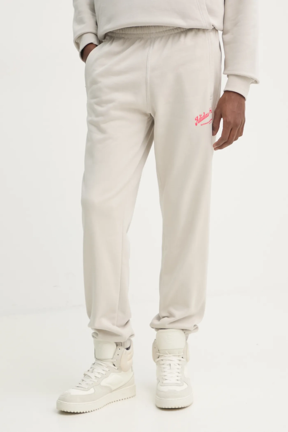 Спортивные брюки Wabash из хлопка adidas Originals, бежевый
Спортивные брюки Wabash из хлопка adidas Originals, бежевый