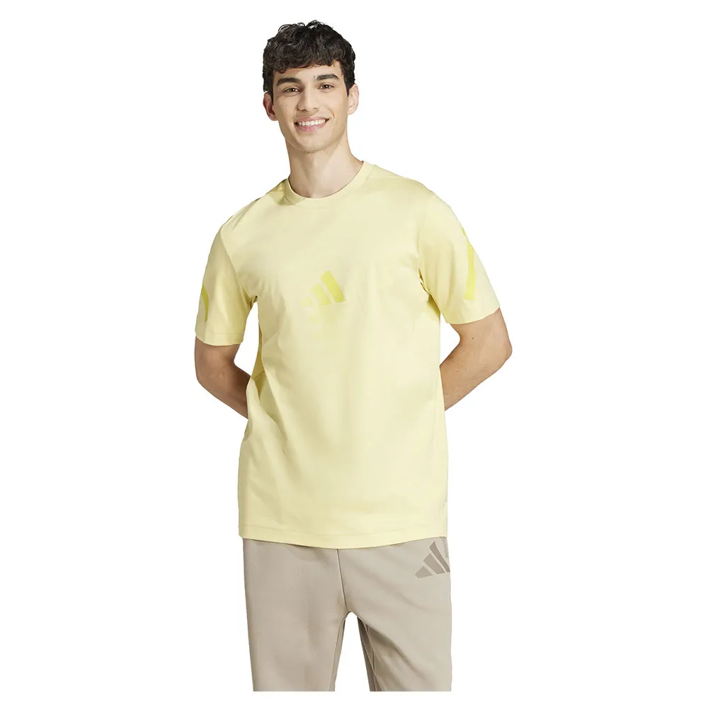 Футболка с коротким рукавом adidas Z.N.E, желтый
Футболка с коротким рукавом adidas Z.N.E, желтый